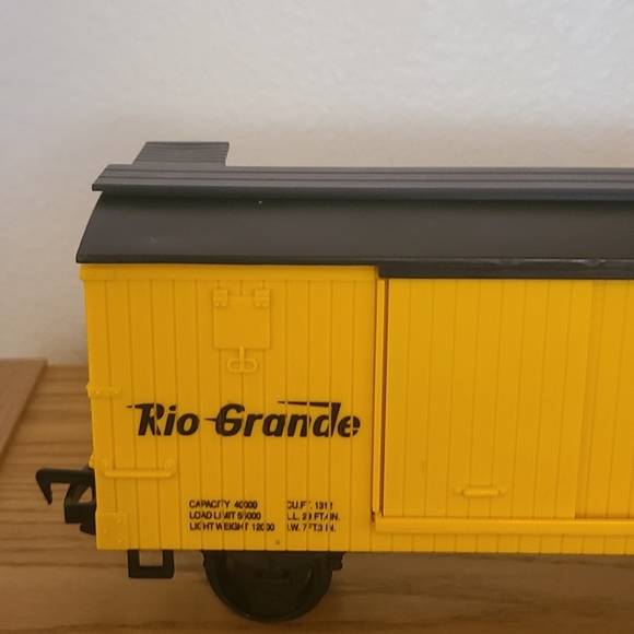 Toy Box Car - Picture 2 of 8